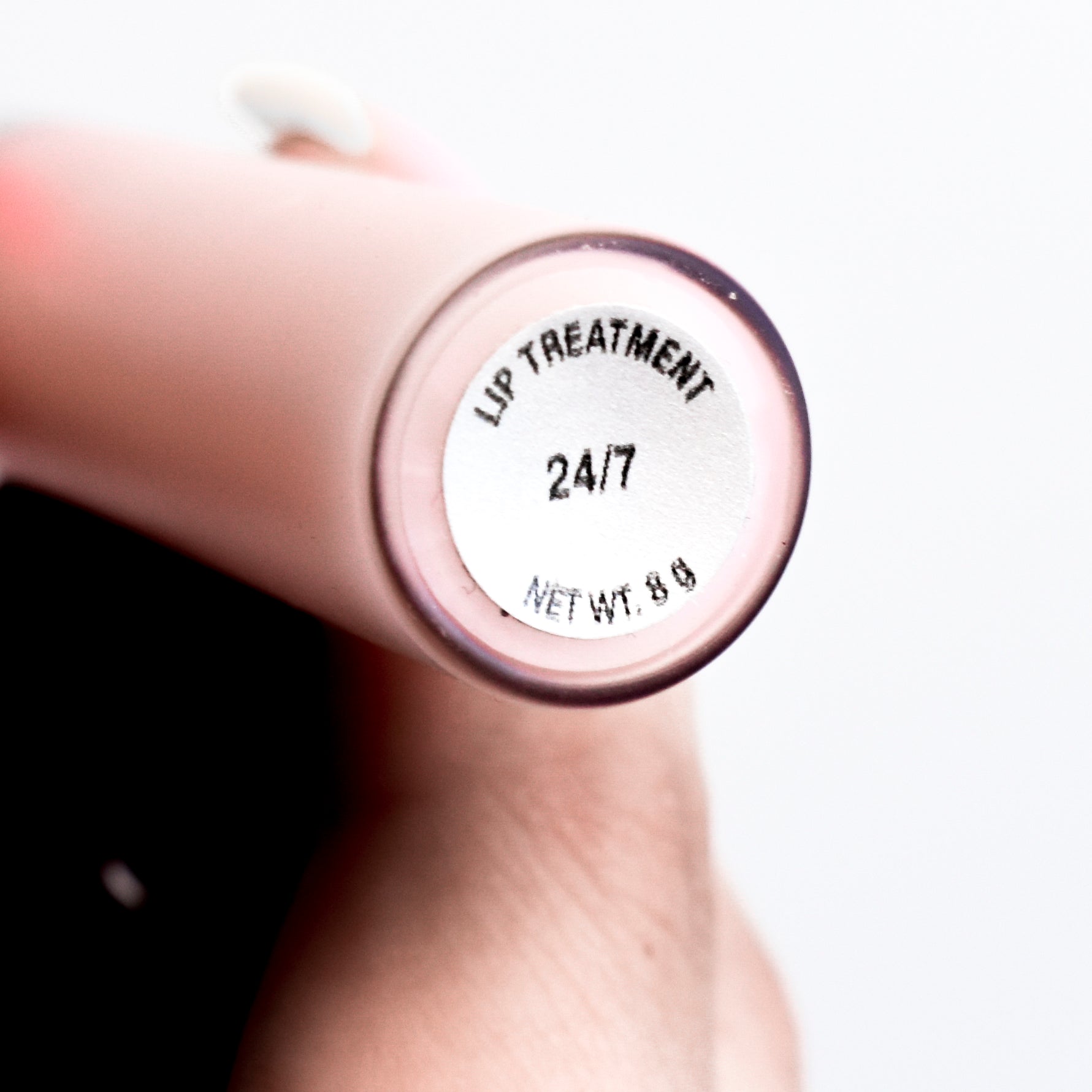 24/7 Lip Treatment