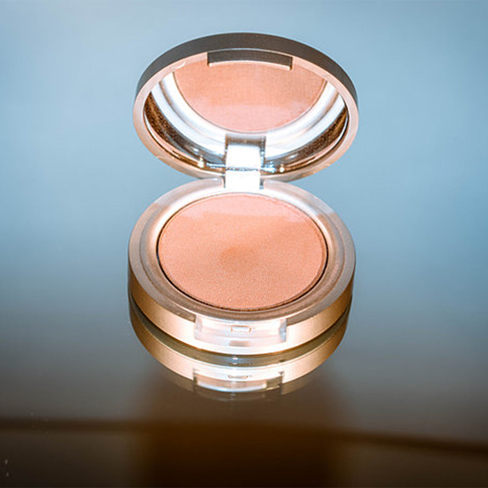 Bronzer minerale abbronzato